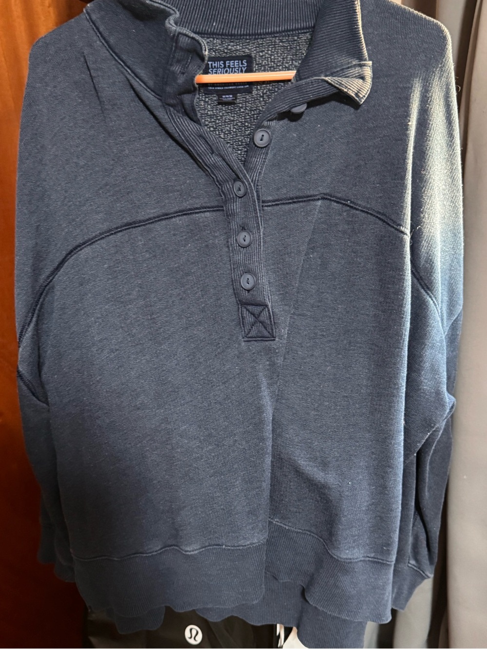 American Eagle Outfitters Gray Knit Pullover - Black Label
